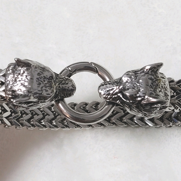Stainless Steel Wolf Bracelet - Picture 3 of 5